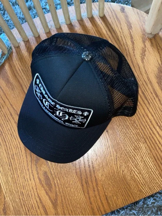 Chrome Hearts Black and White Mesh Logo Trucker Hat - Picture 2 of 5